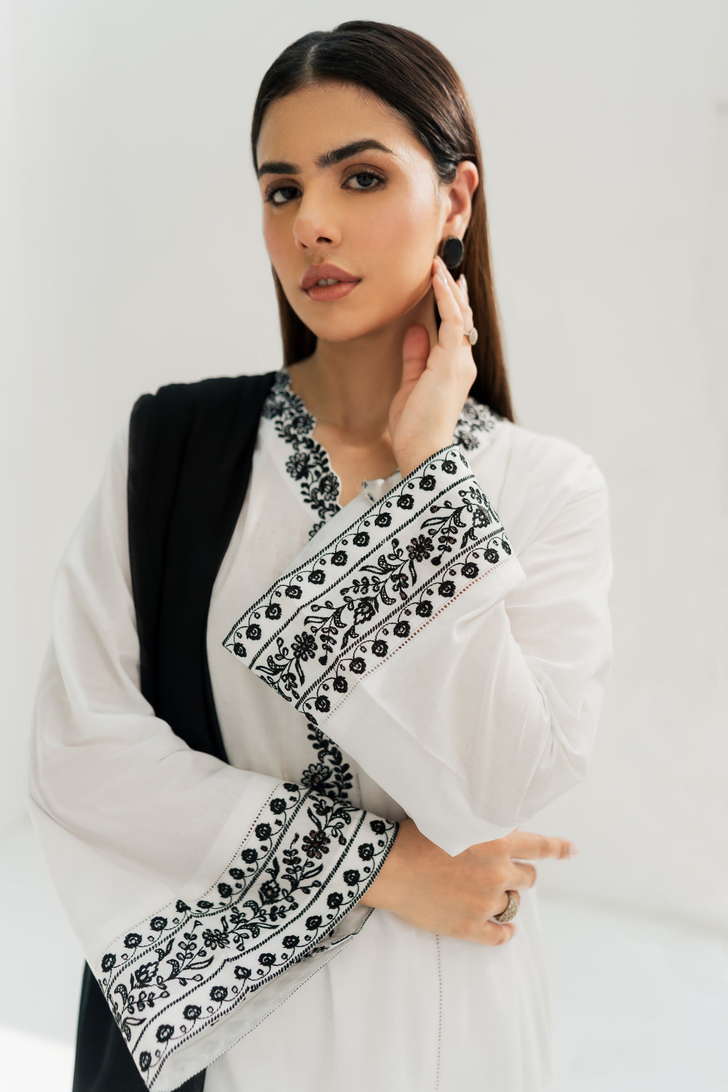 Zaria Embroidered Suit - 3pc