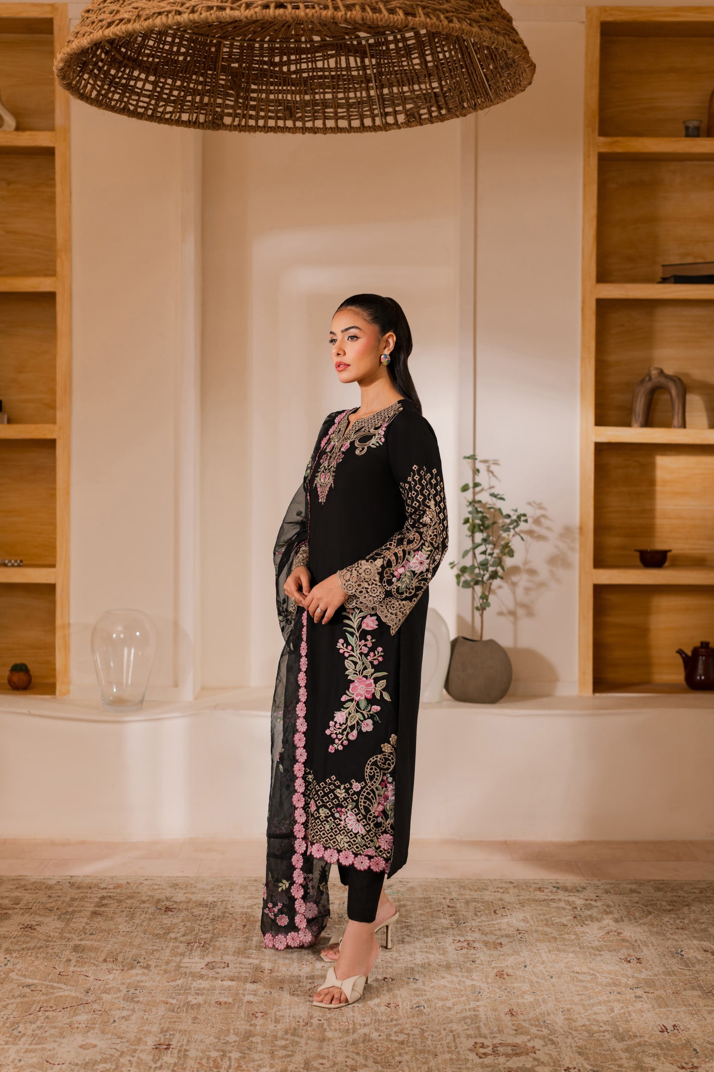 Aabroo - 3pc