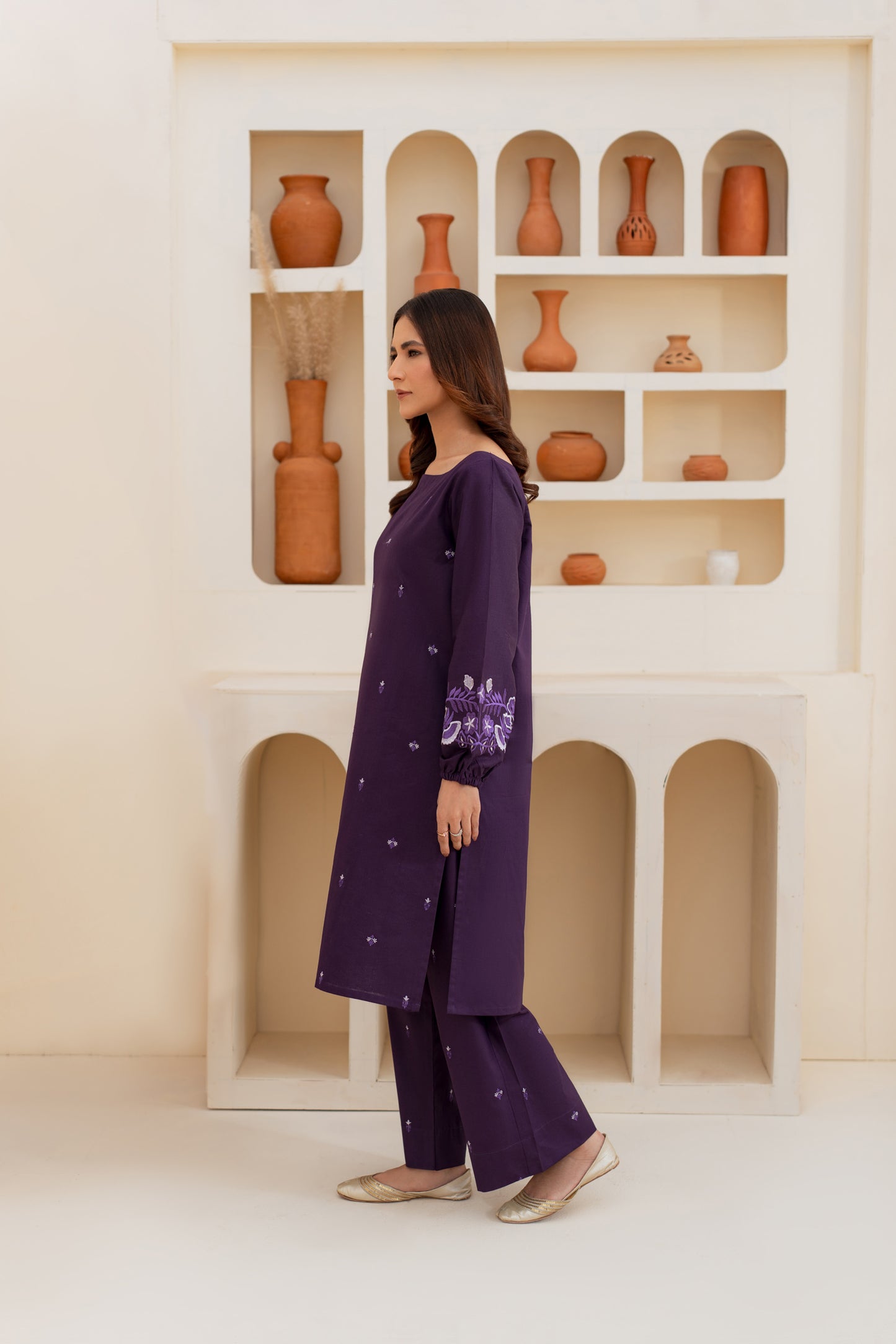 Mahpara Embroidered Suit - 2 pc