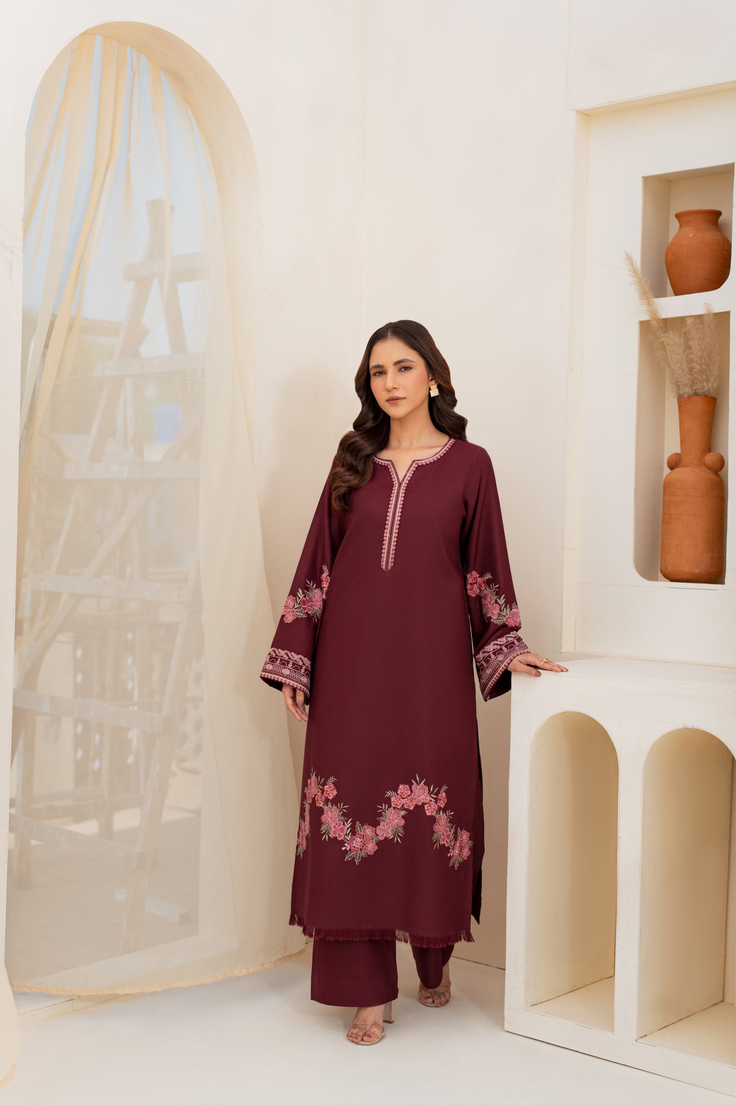 Zahrah Embroidered Suit - 2pc