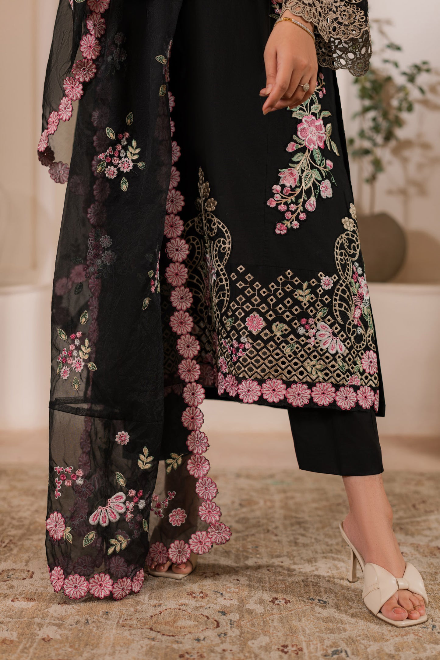 Aabroo - 3pc